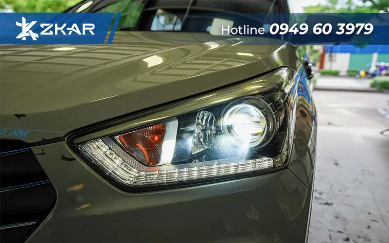 Cơ sở gắn bi LED cho Hyundai Creta tại TPHCM