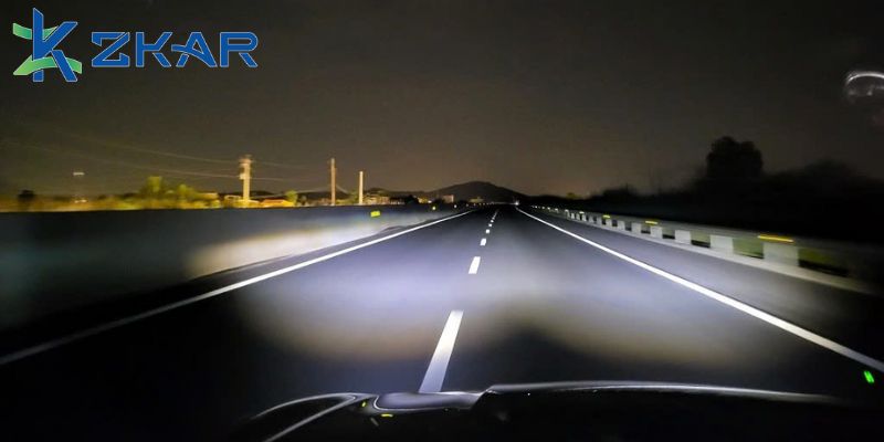 Tránh bật đèn khi không cần thiết